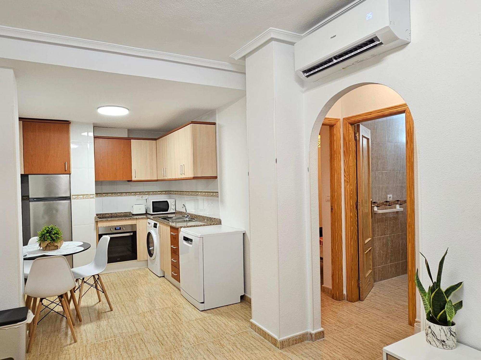 Bonito Apartamento Con Piscina Formentera del Segura Luaran gambar